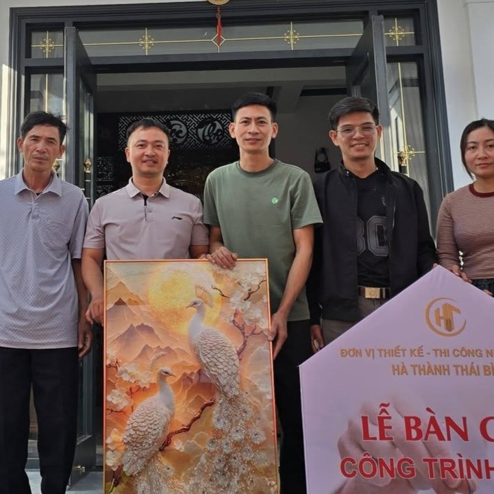 Khách hàng xây nhà trọn gói